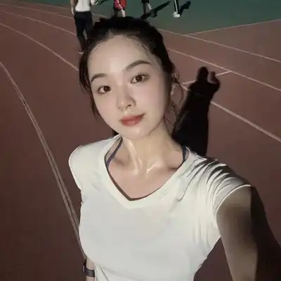 邓彤诚
